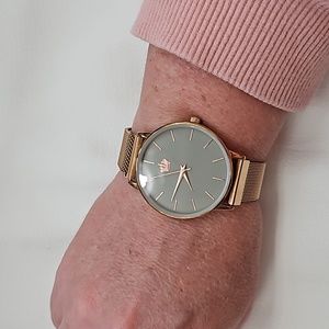 Sophisticated watch by Premier Designs